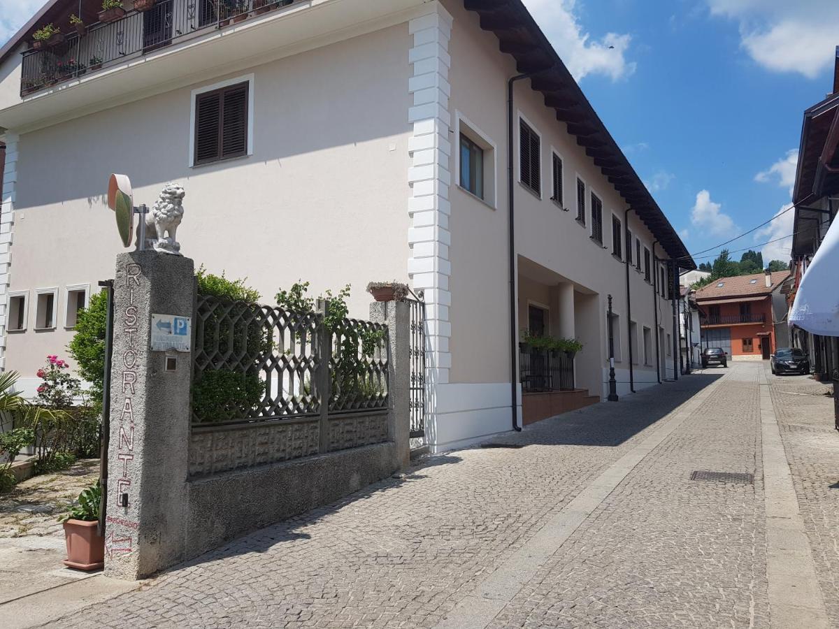 Hotel Ristorante Degli Amici Mongiana Екстериор снимка